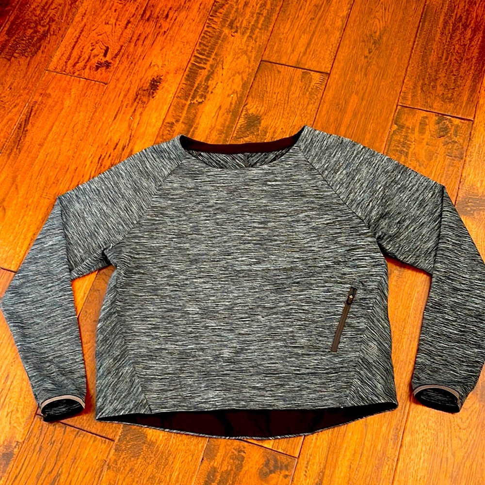 MPG sweatshirt, sz medium.